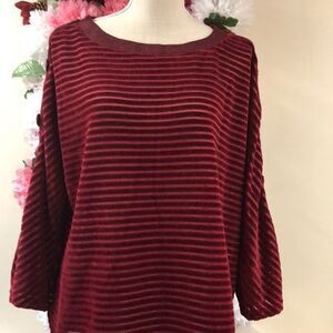 Life Style Cranberry Sweater NWT Size XL